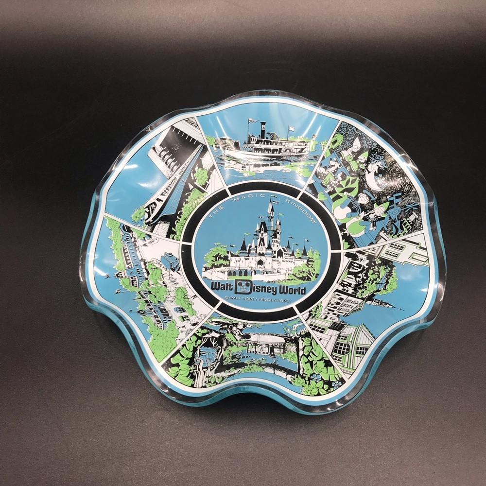 Walt Disney World The Magic Kingdom Ruffled 7" Candy Dish Plate Bowl Vintage 70s